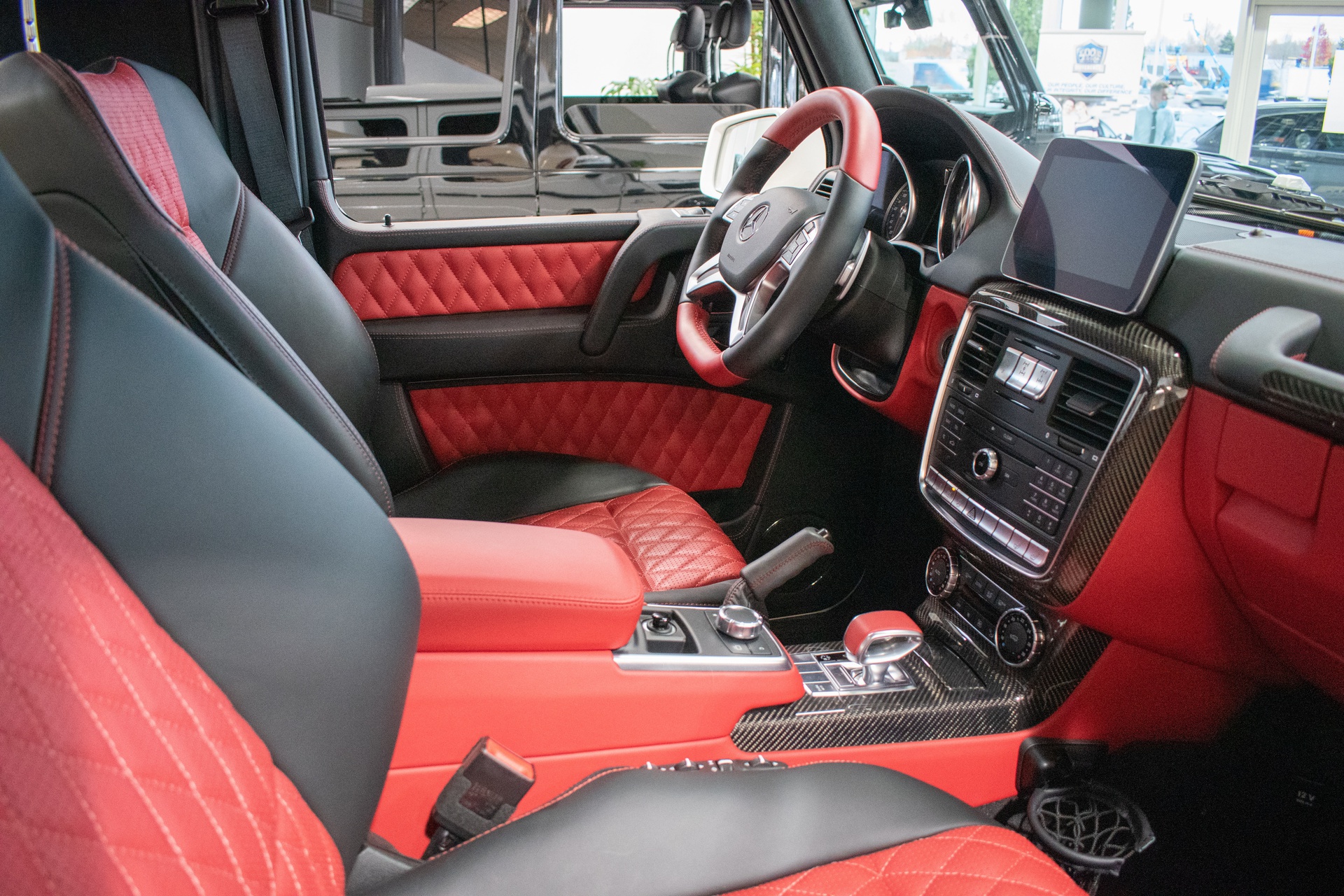 北京小程序開發(fā)，北京車載用品商城小程序開發(fā)，應(yīng)該怎么做？