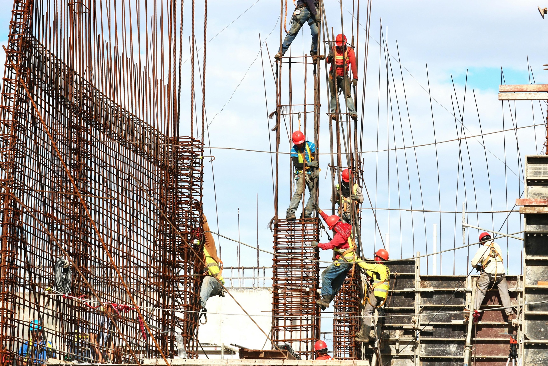 成本監(jiān)控與數(shù)據(jù)分析